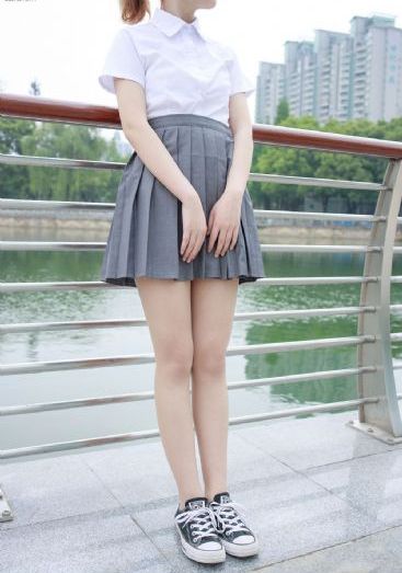 亚洲国产精品久久久久制服_国产剧电影完整版在线观看